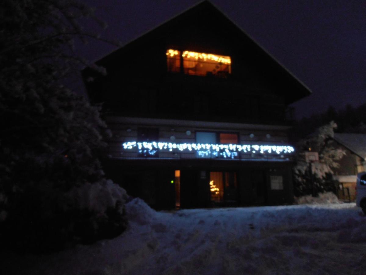 Bed & Breakfast Base Camp Križe Buitenkant foto